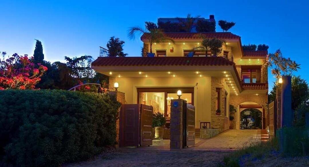 Πολυτελής κατοικία περιοχή Αρτέμιδα